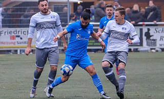 Tolga Baytemur (am Ball) und seine Braker treffen wieder auf die SpVg. Hiddenhausen. - Andreas Zobe Tolga Baytemur (am Ball) und seine Braker treffen wieder auf die SpVg. Hiddenhausen. - Andreas Zobe