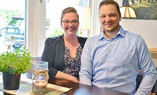 Eva-Maria und Sandro Jovanovic haben im vergangenen Jahr das elterliche Restaurant in Bad Driburg übernommen und bereits einige neue Ideen umgesetzt. - Silke Riethmüller Eva-Maria und Sandro Jovanovic haben im vergangenen Jahr das elterliche Restaurant in Bad Driburg übernommen und bereits einige neue Ideen umgesetzt. - Silke Riethmüller