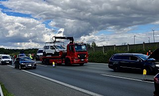 Auf der A2 bei Bielefeld kam es zu einem Auffahrunfall mit mehreren Fahrzeugen. Für Rettungshubschrauber Christoph 13 musste die Autobahn voll gesperrt werden. - Jens Reichenbach Auf der A2 bei Bielefeld kam es zu einem Auffahrunfall mit mehreren Fahrzeugen. Für Rettungshubschrauber Christoph 13 musste die Autobahn voll gesperrt werden. - Jens Reichenbach