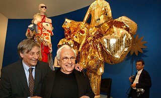 Jan Hoet und Frank Gehry hatten ihren Spaß in der Eröffnungsausstellung „My private Heroes“ - Frank-Michael Kiel-Steinkamp Jan Hoet und Frank Gehry hatten ihren Spaß in der Eröffnungsausstellung „My private Heroes“ - Frank-Michael Kiel-Steinkamp