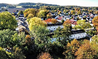 Indian Summer südlich der Detmolder Straße: Die Bäume an der Herderstraße sollen mindestens 20 Jahre durch eine Ordnungsbehördliche Verordnung geschützt werden. Foto: Eike J. Horstmann - Eike J. Horstmann Indian Summer südlich der Detmolder Straße: Die Bäume an der Herderstraße sollen mindestens 20 Jahre durch eine Ordnungsbehördliche Verordnung geschützt werden. Foto: Eike J. Horstmann - Eike J. Horstmann