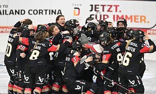 Die deutschen Eishockey-Frauen haben große Ziele bei der WM in Tschechien. - Carmen Jaspersen/dpa Die deutschen Eishockey-Frauen haben große Ziele bei der WM in Tschechien. - Carmen Jaspersen/dpa