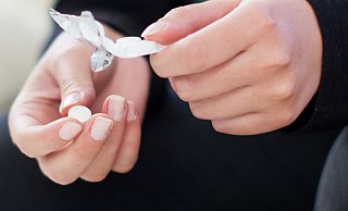 Ein Bielefelder Gesundheitsökonom spricht sich für eine Verdopplung der Arzneizuzahlungen aus. - dpa-tmn Ein Bielefelder Gesundheitsökonom spricht sich für eine Verdopplung der Arzneizuzahlungen aus. - dpa-tmn