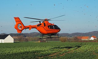 Per Rettungshubschrauber musste die junge Radfahrerin ins Krankenhaus gebracht werden. - (Themenbild) Josef Köhne Per Rettungshubschrauber musste die junge Radfahrerin ins Krankenhaus gebracht werden. - (Themenbild) Josef Köhne