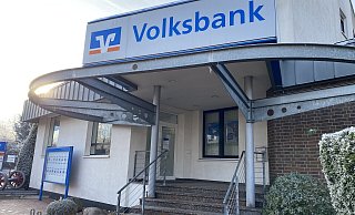 Die Volksbank an der Herforder Straße ist nur vorübergehend wieder offen. - Dirk Windmöller Die Volksbank an der Herforder Straße ist nur vorübergehend wieder offen. - Dirk Windmöller