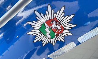 Die Polizei bemerkt bei einem Unfallverursacher in Lübbecke eine Alkoholfahne. - Jens Reddeker Die Polizei bemerkt bei einem Unfallverursacher in Lübbecke eine Alkoholfahne. - Jens Reddeker