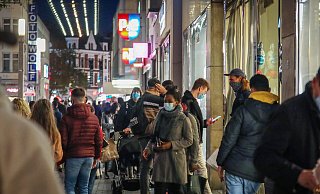 Auch im vergangenen Winter galt die Maskenpflicht in der Innenstadt. - Archivfoto: Sarah Jonek Auch im vergangenen Winter galt die Maskenpflicht in der Innenstadt. - Archivfoto: Sarah Jonek