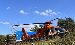 Der Rettungshubschrauber ist am Bielefelder Berg an der A2 gelandet. - Mike-Dennis Müller Der Rettungshubschrauber ist am Bielefelder Berg an der A2 gelandet. - Mike-Dennis Müller