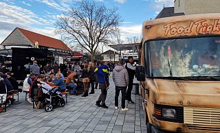Streetfood-Festival auf dem Findeisenplatz. - Streetfood-Agentur Streetfood-Festival auf dem Findeisenplatz. - Streetfood-Agentur