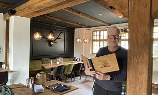 Schon länger hatte Frank Otte nach einer passenden Location Ausschau gehalten. In der Försterei hat der Unternehmer sie gefunden. - Tasja Klusmeyer Schon länger hatte Frank Otte nach einer passenden Location Ausschau gehalten. In der Försterei hat der Unternehmer sie gefunden. - Tasja Klusmeyer