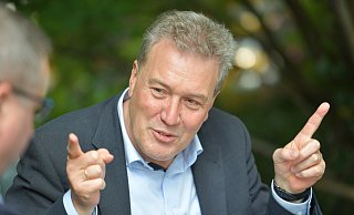 SPD-Fraktionschef Thomas Ostermann zeigt sich hinsichtlich der Kommunalwahlen 2020 zuversichtlich. - Jens Dünhölter SPD-Fraktionschef Thomas Ostermann zeigt sich hinsichtlich der Kommunalwahlen 2020 zuversichtlich. - Jens Dünhölter