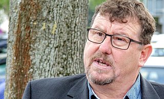 AfD-Politiker Uwe Detert scheitert beim Verwaltungsgericht Minden mit einem Eilantrag. Mit diesem wollte er erreichen, doch als Bürgermeister-Kandidat antreten zu dürfen. - Archivfoto: Niklas Böhmer AfD-Politiker Uwe Detert scheitert beim Verwaltungsgericht Minden mit einem Eilantrag. Mit diesem wollte er erreichen, doch als Bürgermeister-Kandidat antreten zu dürfen. - Archivfoto: Niklas Böhmer