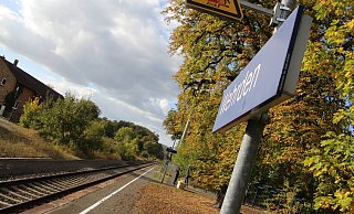 Der Bahnhaltepunkt in Wehrden soll mittels Fördergeld saniert werden. - Torsten Wegener Der Bahnhaltepunkt in Wehrden soll mittels Fördergeld saniert werden. - Torsten Wegener