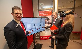 Auf der zweiten Paderborner Immobilienmesse der Sparkasse Paderborn-Detmold im vergangenen Jahr standen neue, digitale Technologien im Vordergrund. - Björn Leisten Auf der zweiten Paderborner Immobilienmesse der Sparkasse Paderborn-Detmold im vergangenen Jahr standen neue, digitale Technologien im Vordergrund. - Björn Leisten