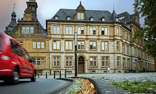 Nicht so schnell wie gedacht: Auch die Neubesetzung der Schulleitung am Ratsgymnasium verzögert sich. - Barbara Franke Nicht so schnell wie gedacht: Auch die Neubesetzung der Schulleitung am Ratsgymnasium verzögert sich. - Barbara Franke