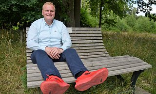 Im Bürgerwald in Häver tankt Ludger Hildebrand Kraft. Am 14. September tritt er für die SPD als Bürgermeisterkandidat in Kirchlengern an. - Sven Hauhart Im Bürgerwald in Häver tankt Ludger Hildebrand Kraft. Am 14. September tritt er für die SPD als Bürgermeisterkandidat in Kirchlengern an. - Sven Hauhart