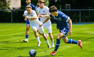 U19-Armine Daniel Richter traf gegen Meerbusch zum 3:0. - Andreas Zobe U19-Armine Daniel Richter traf gegen Meerbusch zum 3:0. - Andreas Zobe