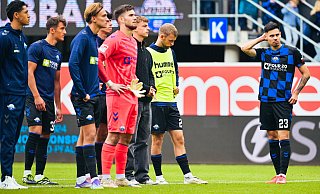 Kurz vor Transferschluss ist die Zukunft von SCP-Profi Raphael Obermair (rechts) offen. Doch wie reagiert er, falls der Wechsel nach Köln nicht zustande kommt? - BESIM MAZHIQI Kurz vor Transferschluss ist die Zukunft von SCP-Profi Raphael Obermair (rechts) offen. Doch wie reagiert er, falls der Wechsel nach Köln nicht zustande kommt? - BESIM MAZHIQI