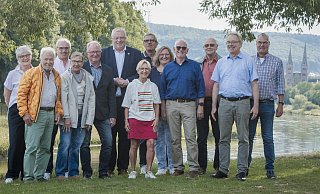 Nach SPD und Grünen unterstützt nun auch die UWG den amtierenden Bürgrmeister Daniel Hartmann (Mitte). - UWG Nach SPD und Grünen unterstützt nun auch die UWG den amtierenden Bürgrmeister Daniel Hartmann (Mitte). - UWG