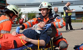 Die jungen Nachwuchskräfte vom Rettungsdienst wurden unter maximalen Stress gesetzt. - Sven Hauhart Die jungen Nachwuchskräfte vom Rettungsdienst wurden unter maximalen Stress gesetzt. - Sven Hauhart