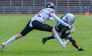 Bulldogs-Receiver Marco Domio gelangen einige spektakuläre Catches und drei Touchdowns beim Sieg über Münster Phoenix. - Andreas Zobe Bulldogs-Receiver Marco Domio gelangen einige spektakuläre Catches und drei Touchdowns beim Sieg über Münster Phoenix. - Andreas Zobe
