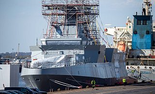 Ein Marineschiff vom Typ Meko 200 für Ägypten liegt im Neustädter Hafen (Archivbild). - Foto: Sina Schuldt/dpa Ein Marineschiff vom Typ Meko 200 für Ägypten liegt im Neustädter Hafen (Archivbild). - Foto: Sina Schuldt/dpa