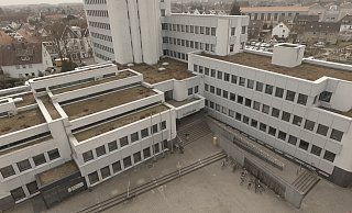 Das Rathaus in Rheda-Wiedenbrück: Hier werden die Karten im Herbst neu gemischt. - Jens Reddeker / Archiv Das Rathaus in Rheda-Wiedenbrück: Hier werden die Karten im Herbst neu gemischt. - Jens Reddeker / Archiv