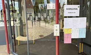 Wahllokal in Bad Driburg: Die CDU hat konnte ihre Vorherrschaft im Stadtparlament verteidigen. Deutlich Zugewinne verbucht die AfD. - Ralf T. Mischer Wahllokal in Bad Driburg: Die CDU hat konnte ihre Vorherrschaft im Stadtparlament verteidigen. Deutlich Zugewinne verbucht die AfD. - Ralf T. Mischer