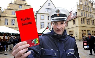 Bernd Kukat sagt: "Tschüss, Altstadt". Nun ist er nach Stieghorst gewechselt. - Christian Weische / Fotomontage: Jens Reichenbach Bernd Kukat sagt: "Tschüss, Altstadt". Nun ist er nach Stieghorst gewechselt. - Christian Weische / Fotomontage: Jens Reichenbach