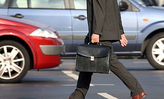 Deutlich mehr Hiddenhauser arbeiten in der Fremde, als dass Auswärtige in Hiddenhausen arbeiten. - Verwendung weltweit, usage worldwide Deutlich mehr Hiddenhauser arbeiten in der Fremde, als dass Auswärtige in Hiddenhausen arbeiten. - Verwendung weltweit, usage worldwide