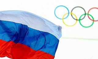 Russland vertagt die Weltfreundschaftsspiele ein weiteres Mal, diesmal auf unbestimmte Zeit. - Hannibal Hanschke/epa/dpa Russland vertagt die Weltfreundschaftsspiele ein weiteres Mal, diesmal auf unbestimmte Zeit. - Hannibal Hanschke/epa/dpa