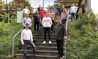 Mit diesen Kandidaten geht die SPD Leopoldshöhe in den Wahlkampf zur Kommunalwahl im September. Vorne links steht Bürgermeisterkandidat Martin Hoffmann. - SPD Leopoldshöhe Mit diesen Kandidaten geht die SPD Leopoldshöhe in den Wahlkampf zur Kommunalwahl im September. Vorne links steht Bürgermeisterkandidat Martin Hoffmann. - SPD Leopoldshöhe