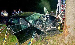Der Verkehrsunfall geschah auf der Barkhäuser Straße in Büren. - Ralph Meyer Der Verkehrsunfall geschah auf der Barkhäuser Straße in Büren. - Ralph Meyer