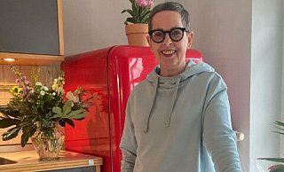In ihrer Küche im idyllischen Isingdorf kreiert Jutta Geisler die veganen Varianten beliebter Streetfood-Klassiker und andere Gerichte ohne tierische Zutaten. - privat In ihrer Küche im idyllischen Isingdorf kreiert Jutta Geisler die veganen Varianten beliebter Streetfood-Klassiker und andere Gerichte ohne tierische Zutaten. - privat