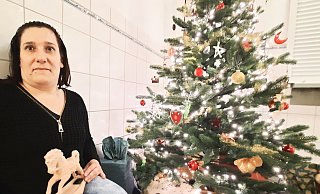 Jaqueline verbüßt eine zweijährige Haftstrafe. Einen Teil davon im offenen Vollzug. Für sie und ihre Familie ist das ein Segen. - Melanie Wigger Jaqueline verbüßt eine zweijährige Haftstrafe. Einen Teil davon im offenen Vollzug. Für sie und ihre Familie ist das ein Segen. - Melanie Wigger