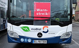 Busse und Bahnen bleiben am Freitag, 14. Februar, in Bielefeld stehen. 24 Stunden werden die Mobiel-Beschäftigten streiken. - BARBARA FRANKE Busse und Bahnen bleiben am Freitag, 14. Februar, in Bielefeld stehen. 24 Stunden werden die Mobiel-Beschäftigten streiken. - BARBARA FRANKE