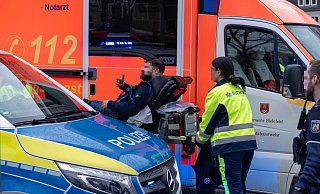 Bei den Schüssen vor dem Bielefelder Landgericht wurden insgesamt vier Personen verletzt. War es ein Racheakt? - Christian Mathiesen Bei den Schüssen vor dem Bielefelder Landgericht wurden insgesamt vier Personen verletzt. War es ein Racheakt? - Christian Mathiesen