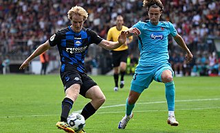 Offen ist die Besetzung in der SCP-Abwehr: Mattes Hansen (links) und Jonah Sticker (rechts, noch im Trikot von Viktoria Köln) sind Optionen für die Startelf gegen Bochum. - picture alliance / U. Hufnagel Offen ist die Besetzung in der SCP-Abwehr: Mattes Hansen (links) und Jonah Sticker (rechts, noch im Trikot von Viktoria Köln) sind Optionen für die Startelf gegen Bochum. - picture alliance / U. Hufnagel