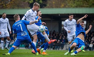 Wenn er einen freien Fuß im 16er hat, ist er der beste Arminia-Stürmer, sagte Mitch Kniat über Julian Kania (Mitte). - Sarah Jonek Wenn er einen freien Fuß im 16er hat, ist er der beste Arminia-Stürmer, sagte Mitch Kniat über Julian Kania (Mitte). - Sarah Jonek