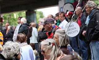 Rund 600 Demonstranten positionierten sich gegen den Neonazi-Aufzug. - Claus Frickemeier Rund 600 Demonstranten positionierten sich gegen den Neonazi-Aufzug. - Claus Frickemeier