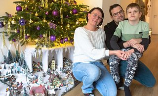 Alexandra und Torben Redecker erlebten gemeinsam mit Sohn Raphael in diesem Jahr ein besonderes Fest. - Andre Schneider Alexandra und Torben Redecker erlebten gemeinsam mit Sohn Raphael in diesem Jahr ein besonderes Fest. - Andre Schneider