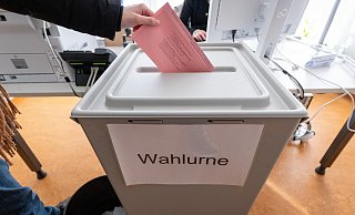 Insgesamt 46.303 Paderbornerinnen und Paderborner haben bei der Stichwahl zum Bürgermeisteramt eine gültige Stimme abgeben. - Niklas Tüns (Archivfoto) Insgesamt 46.303 Paderbornerinnen und Paderborner haben bei der Stichwahl zum Bürgermeisteramt eine gültige Stimme abgeben. - Niklas Tüns (Archivfoto)
