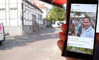 Sven Schloemann ist einer der Bürgermeisterkandidaten, die mit eigenen Social Media Kanälen für sich werben. - Andreas Sundermeier Sven Schloemann ist einer der Bürgermeisterkandidaten, die mit eigenen Social Media Kanälen für sich werben. - Andreas Sundermeier