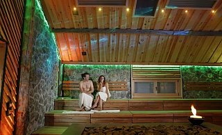 Zum Saunieren und für Aufgüsse müssen die Menschen im Lübbecker Land nicht zwingend nach Herford fahren. Es gibt auch vor Ort eine große Auswahl an Saunas. - (Symbolbild): Peter Steinert Zum Saunieren und für Aufgüsse müssen die Menschen im Lübbecker Land nicht zwingend nach Herford fahren. Es gibt auch vor Ort eine große Auswahl an Saunas. - (Symbolbild): Peter Steinert