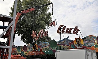 Der Abbau beim Annentag in Brakel lief am Dienstagmittag schon auf vollen Touren. - Simone Flörke Der Abbau beim Annentag in Brakel lief am Dienstagmittag schon auf vollen Touren. - Simone Flörke