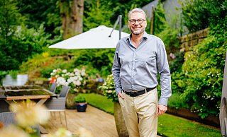 Peter Heepmann möchte seinem Parteigenossen Dirk Becker als Bürgermeister der Bergstadt nachfolgen. Er hat seit 2008 einen Sitz im Oerlinghauser Stadtrat und führt seit 2020 die Fraktion der SPD. - BESIM MAZHIQI Peter Heepmann möchte seinem Parteigenossen Dirk Becker als Bürgermeister der Bergstadt nachfolgen. Er hat seit 2008 einen Sitz im Oerlinghauser Stadtrat und führt seit 2020 die Fraktion der SPD. - BESIM MAZHIQI