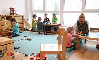 Hell, freundlich und großzügig präsentieren sich die Räumlichkeiten in der neu gebauten Kindertageseinrichtung. - Britta Bohnenkamp-Schmidt Hell, freundlich und großzügig präsentieren sich die Räumlichkeiten in der neu gebauten Kindertageseinrichtung. - Britta Bohnenkamp-Schmidt