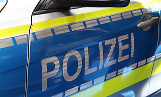 Drei Polizisten erlitten im Zuge des Einsatzes am Gütersloher Hauptbahnhof leichte Verletzungen. - Symbolfoto/Janet König Drei Polizisten erlitten im Zuge des Einsatzes am Gütersloher Hauptbahnhof leichte Verletzungen. - Symbolfoto/Janet König