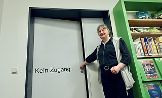 Dagmar Hillebrand gewährt Einblick in das sonst verschlossene Magazin der Bielefelder Stadtbibliothek. - Peter Unger Dagmar Hillebrand gewährt Einblick in das sonst verschlossene Magazin der Bielefelder Stadtbibliothek. - Peter Unger
