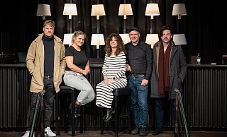 Sven Zumbrock (v.l.), Jill Engelking, Ronja Berg, Olaf Menne und Thommy Rosenkranz gehen mit "Edelle - A Night About Adele" auf Tournee. Das Foto ist im Paderborner Capitol entstanden, wo die Band ihren ersten Auftritt hatte. - Niklas Tüns Sven Zumbrock (v.l.), Jill Engelking, Ronja Berg, Olaf Menne und Thommy Rosenkranz gehen mit "Edelle - A Night About Adele" auf Tournee. Das Foto ist im Paderborner Capitol entstanden, wo die Band ihren ersten Auftritt hatte. - Niklas Tüns